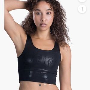 DYI Elevate Sports Bra crop top in Black Onyx
